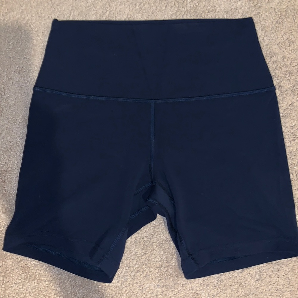 COPY - LULULEMON align high rise short 6”